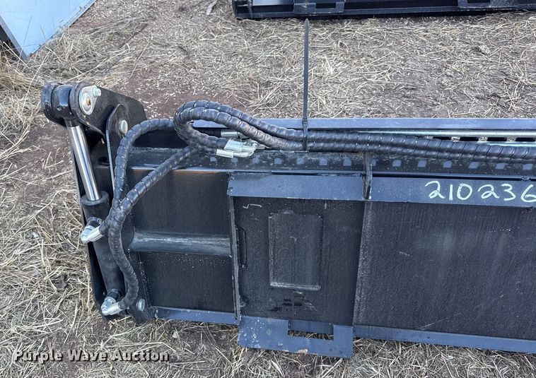 image for item EN0253 2025 Giyi four-in-one bucket