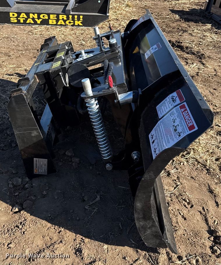 image for item EN0289 2025 Mower King  skid steer dozer blade