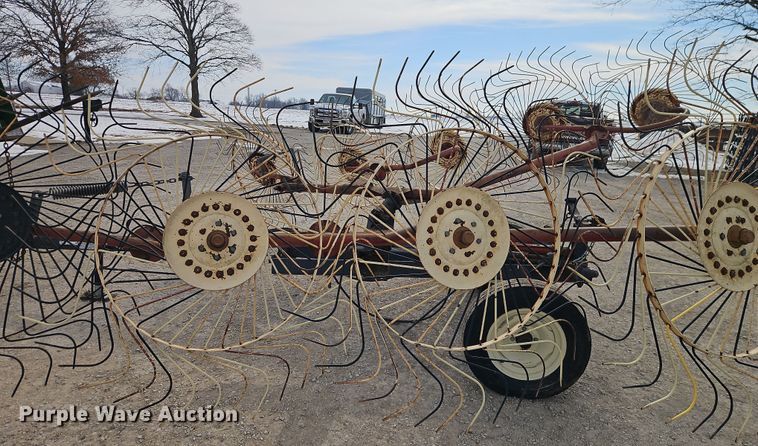 image for item EO4970 OMI hay rake