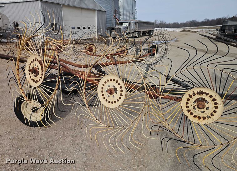 image for item EO4970 OMI hay rake