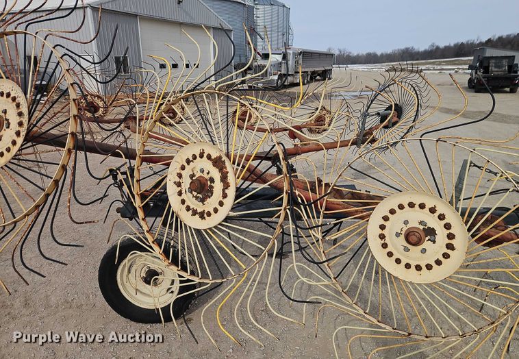 image for item EO4970 OMI hay rake