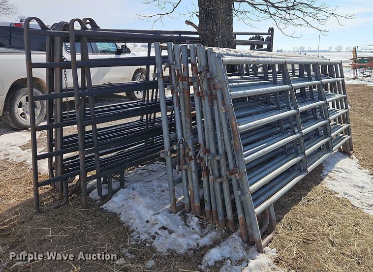 image for item EO4972 (19) livestock panels