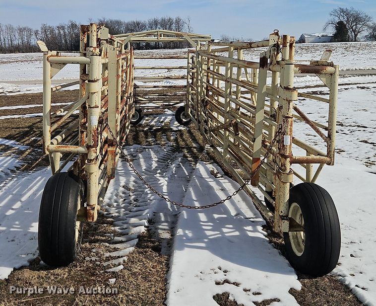 image for item EO4974 Wilson MRG portable corral