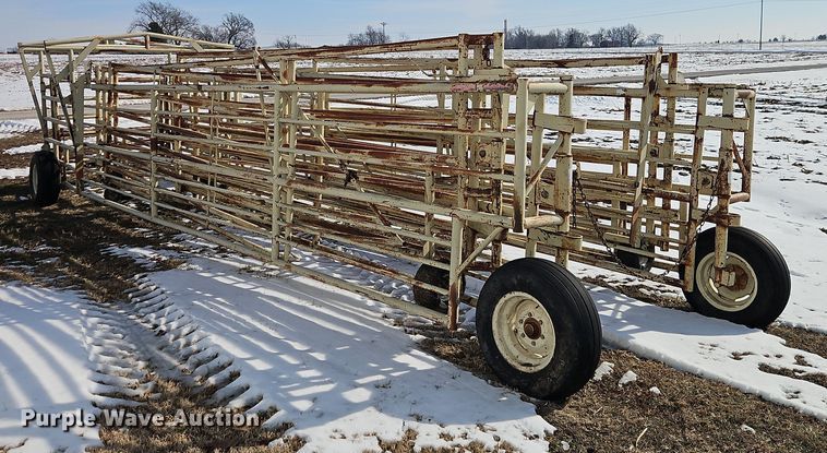 image for item EO4974 Wilson MRG portable corral