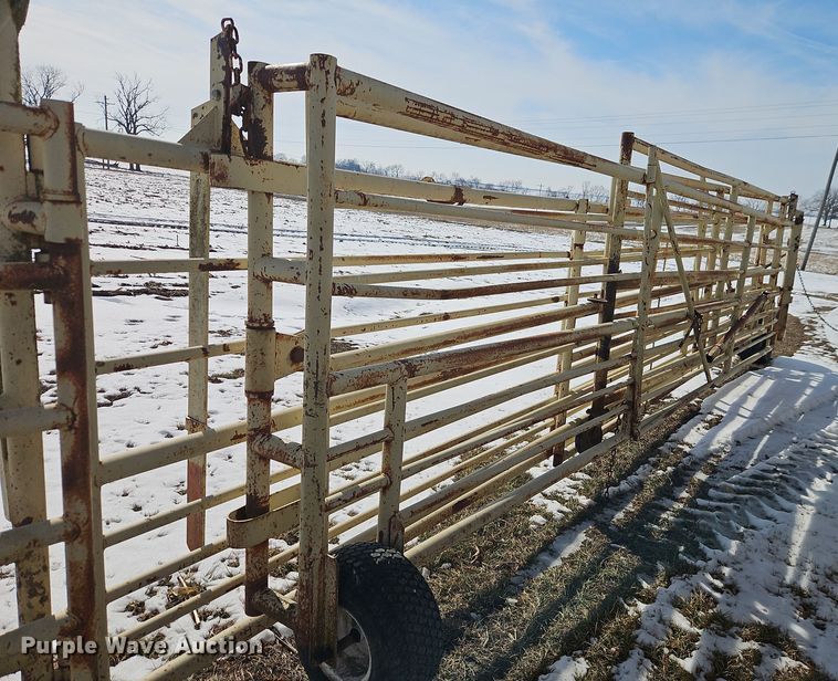 image for item EO4974 Wilson MRG portable corral