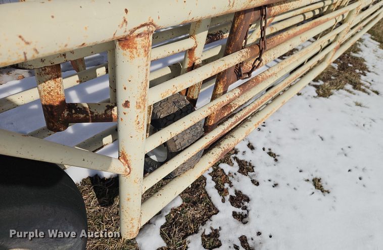 image for item EO4974 Wilson MRG portable corral