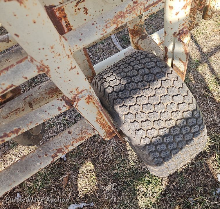 image for item EO4974 Wilson MRG portable corral