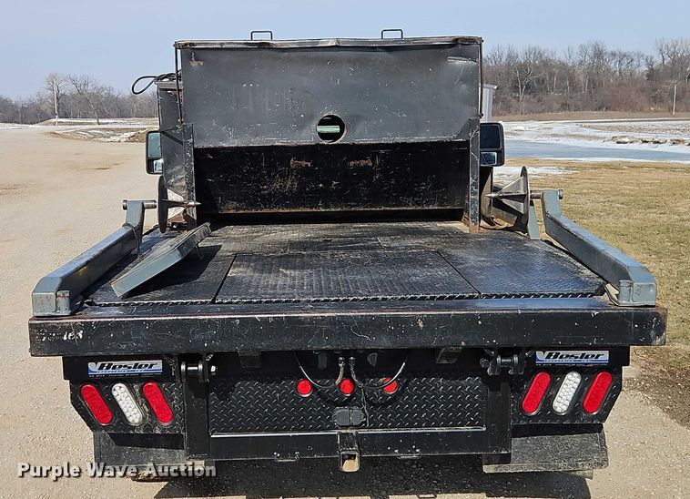 image for item EO4975 Bester Industries  3100 hydraulic bale bed