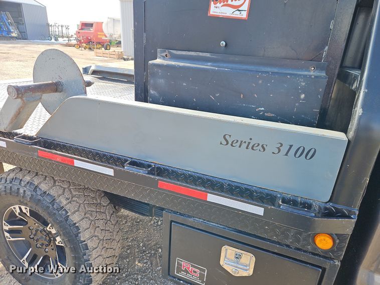 image for item EO4975 Bester Industries  3100 hydraulic bale bed