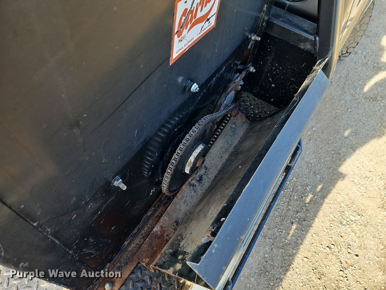 image for item EO4975 Bester Industries  3100 hydraulic bale bed