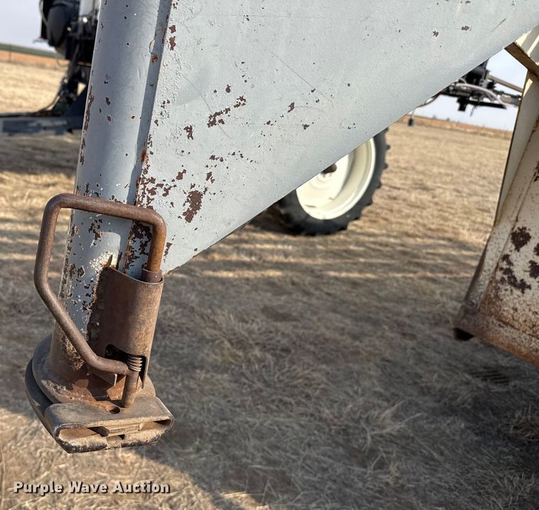 image for item EP2873 1979 W-W livestock trailer