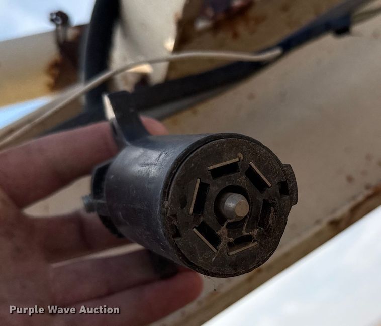 image for item EP2873 1979 W-W livestock trailer