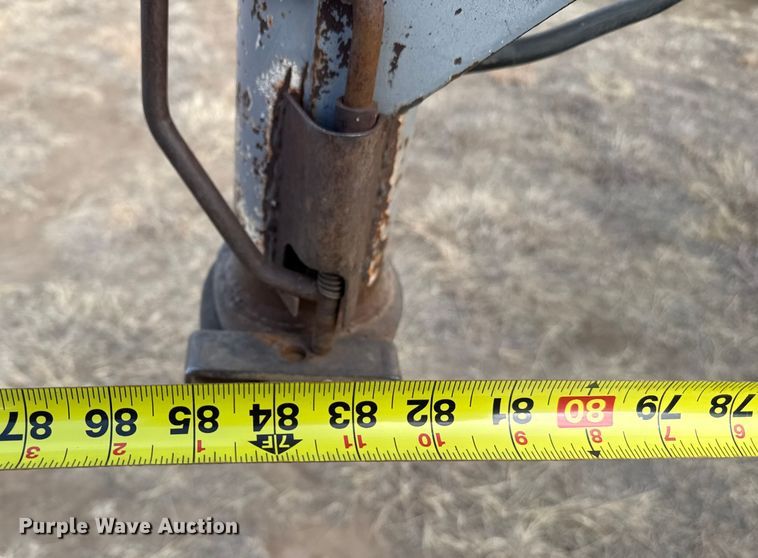 image for item EP2873 1979 W-W livestock trailer