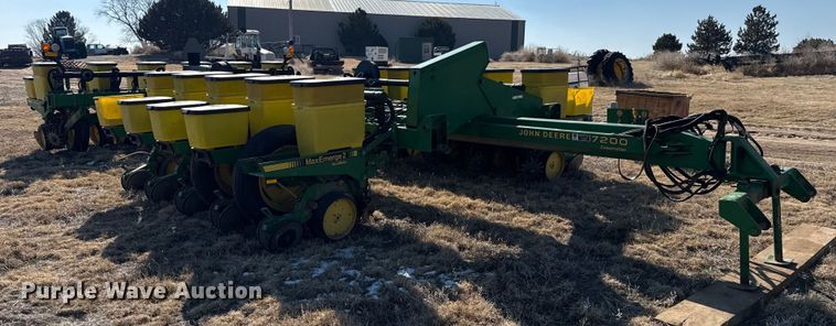 image for item EP2875 John Deere 7200 Conservation planter