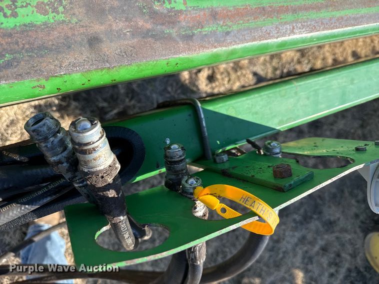 image for item EP2875 John Deere 7200 Conservation planter