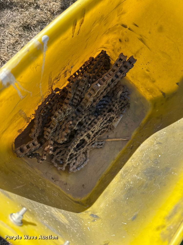 image for item EP2875 John Deere 7200 Conservation planter