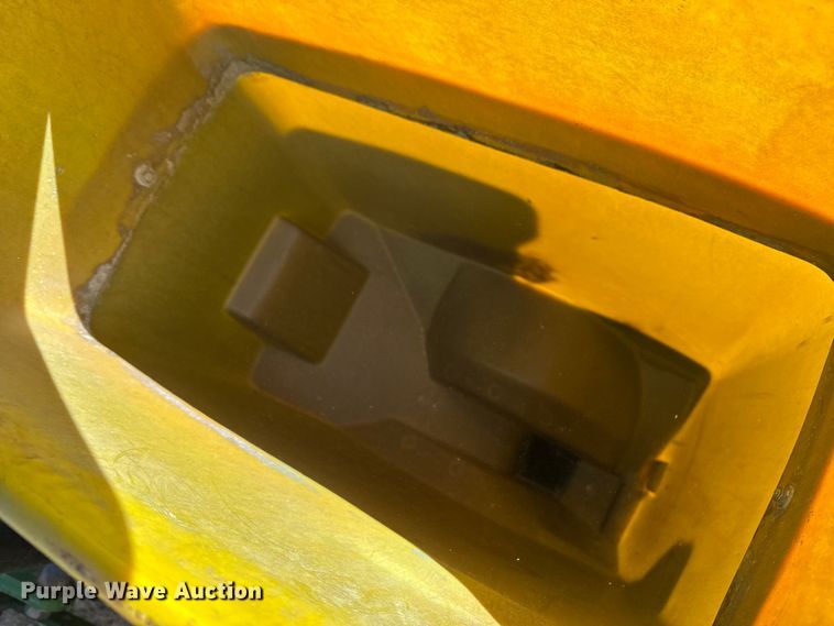 image for item EP2875 John Deere 7200 Conservation planter