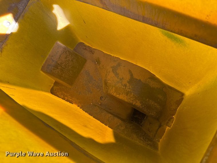 image for item EP2875 John Deere 7200 Conservation planter