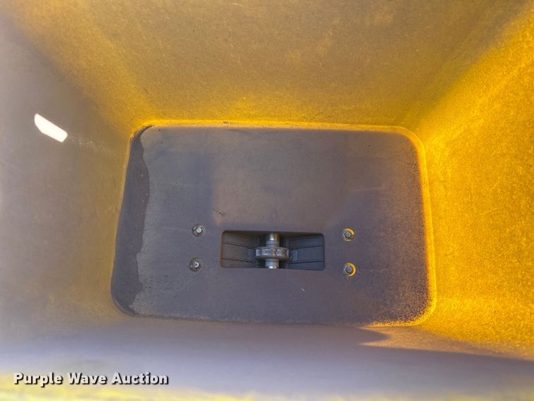 image for item EP2875 John Deere 7200 Conservation planter