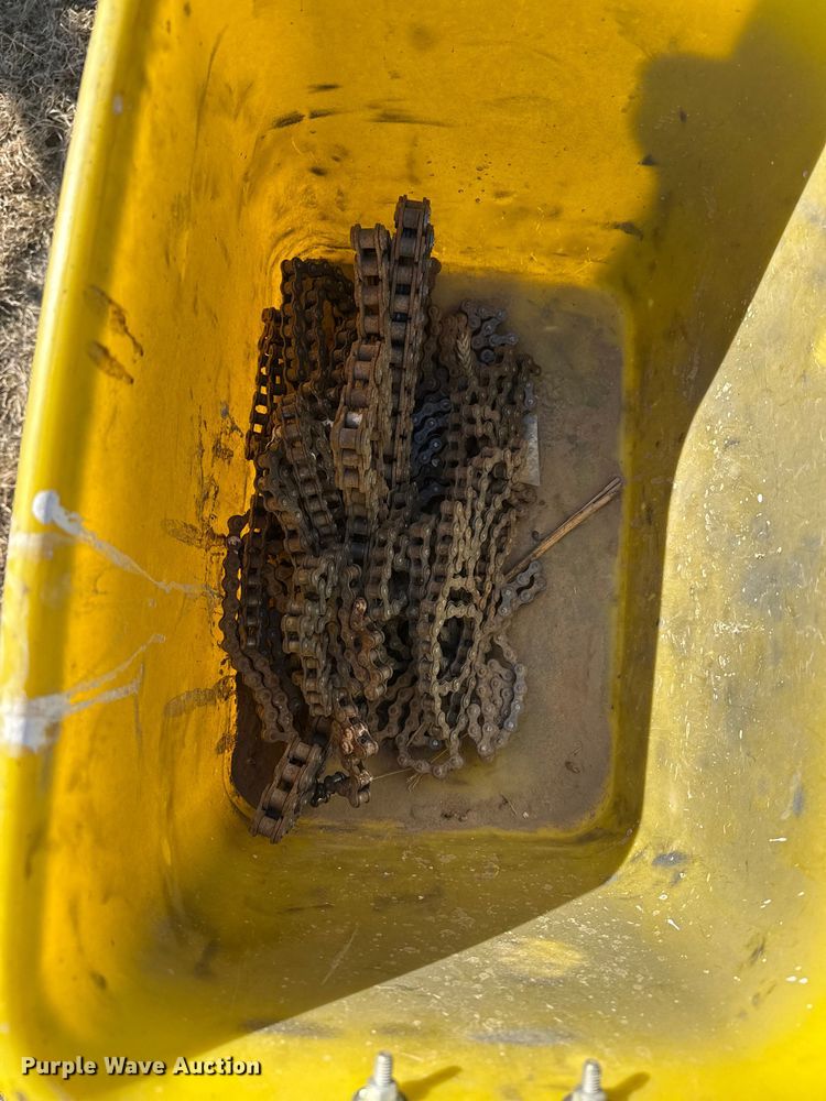 image for item EP2875 John Deere 7200 Conservation planter