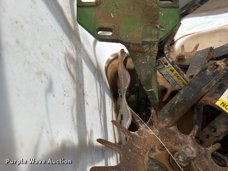 image for item EP2875 John Deere 7200 Conservation planter