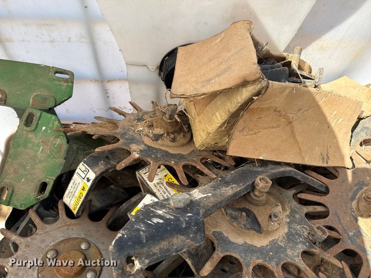 image for item EP2875 John Deere 7200 Conservation planter