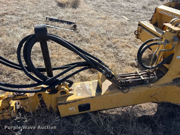 image for item EP2878 John Deere 1812C scraper