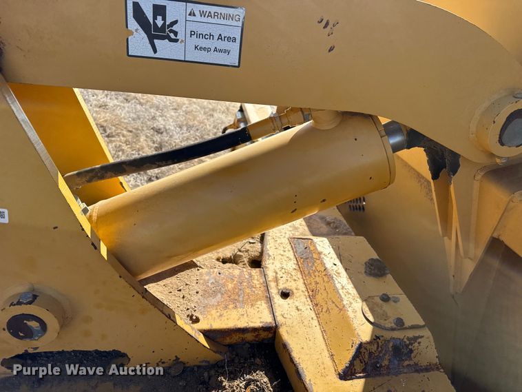 image for item EP2878 John Deere 1812C scraper