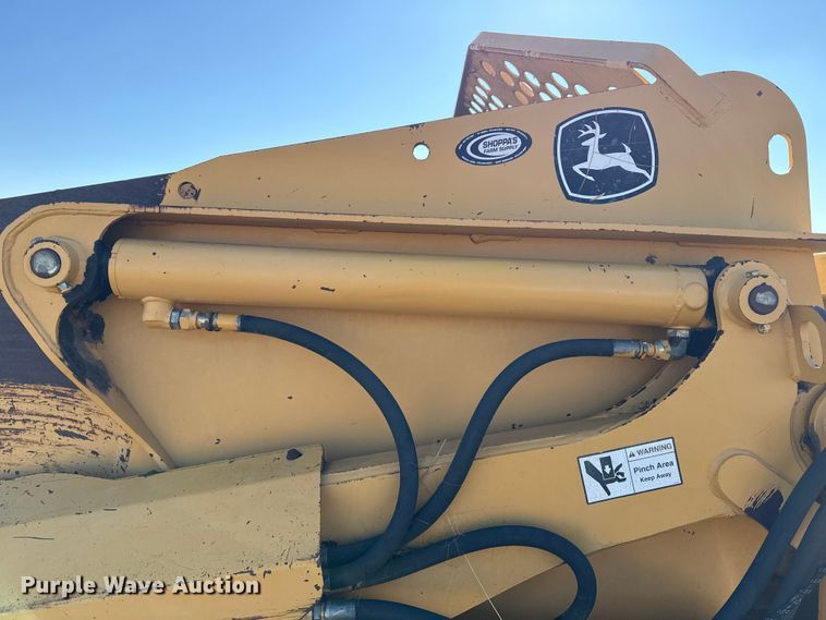 image for item EP2878 John Deere 1812C scraper