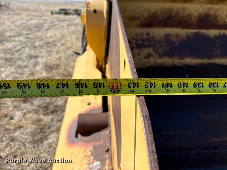 image for item EP2878 John Deere 1812C scraper