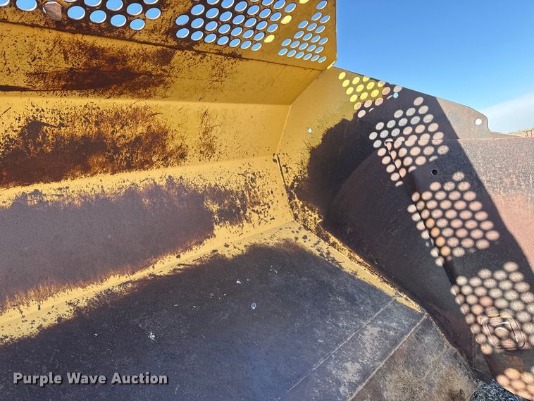 image for item EP2878 John Deere 1812C scraper