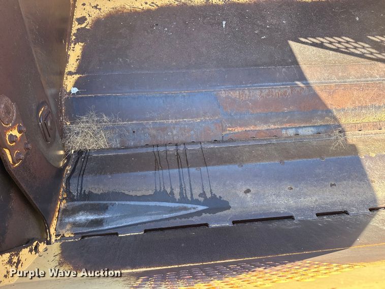 image for item EP2878 John Deere 1812C scraper