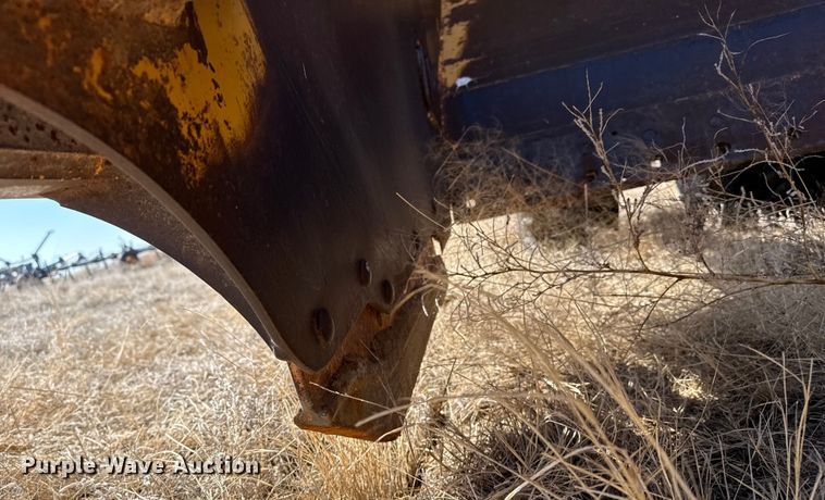 image for item EP2878 John Deere 1812C scraper