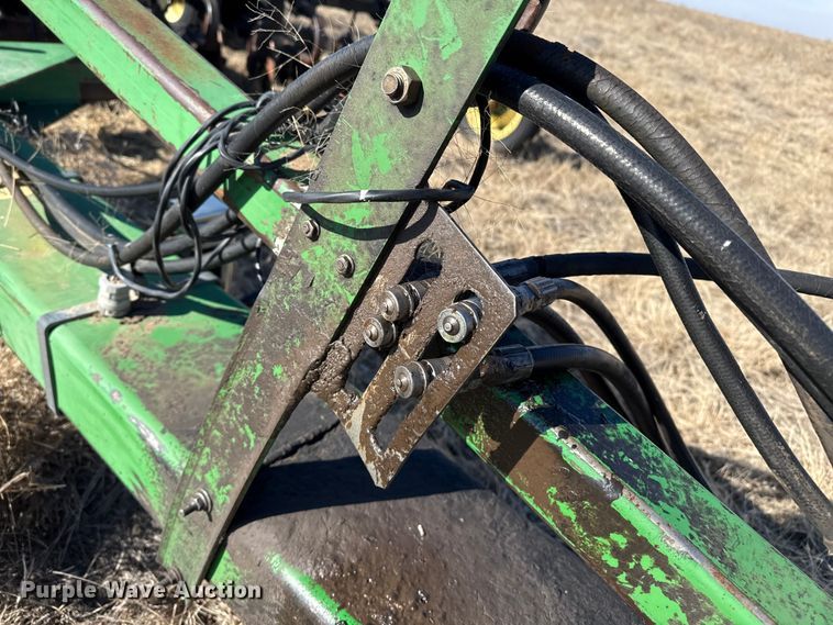 image for item EP2883 John Deere 512 disk ripper