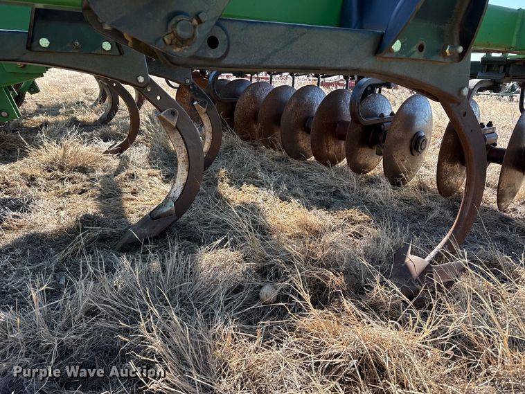 image for item EP2883 John Deere 512 disk ripper