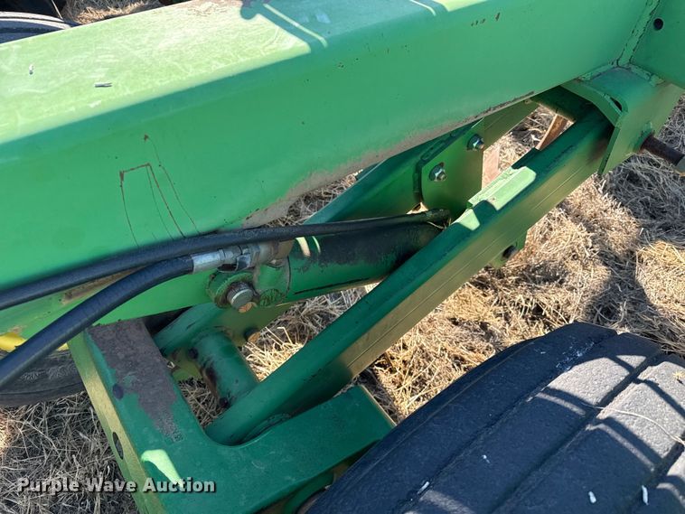 image for item EP2883 John Deere 512 disk ripper