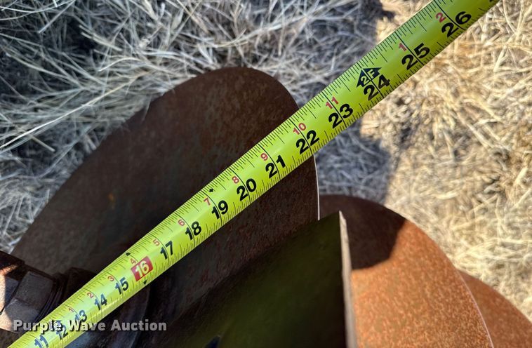 image for item EP2883 John Deere 512 disk ripper