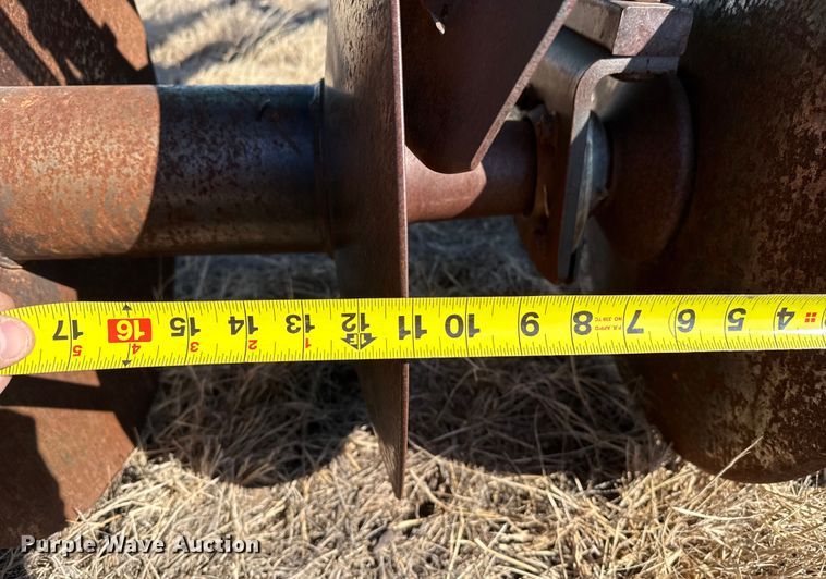 image for item EP2883 John Deere 512 disk ripper