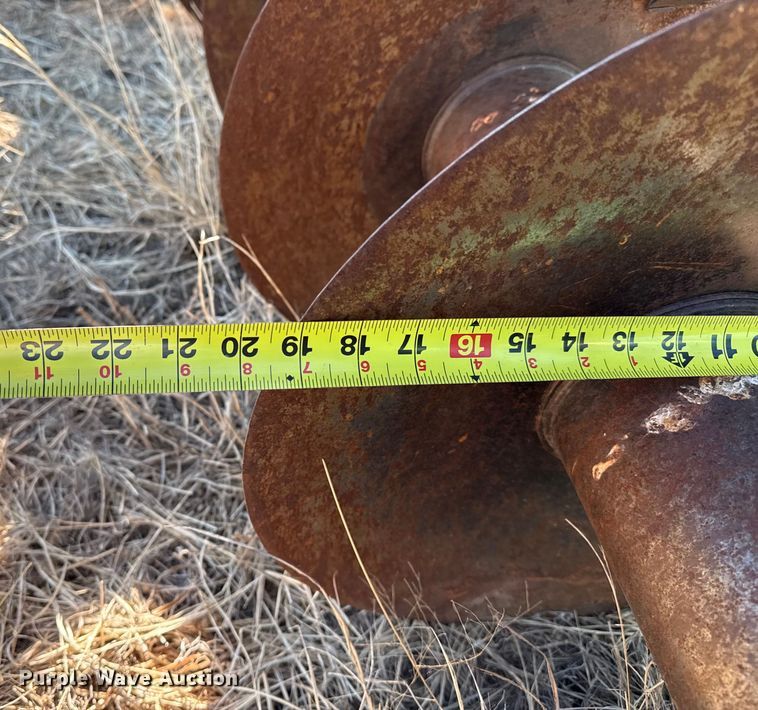 image for item EP2883 John Deere 512 disk ripper