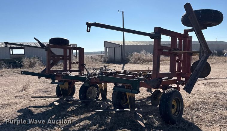 image for item EP2885 Sunflower sweep plow