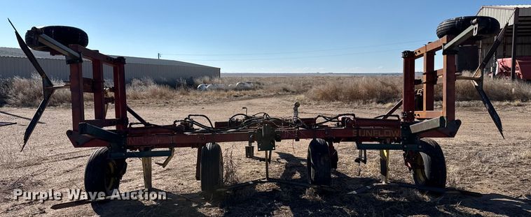 image for item EP2885 Sunflower sweep plow