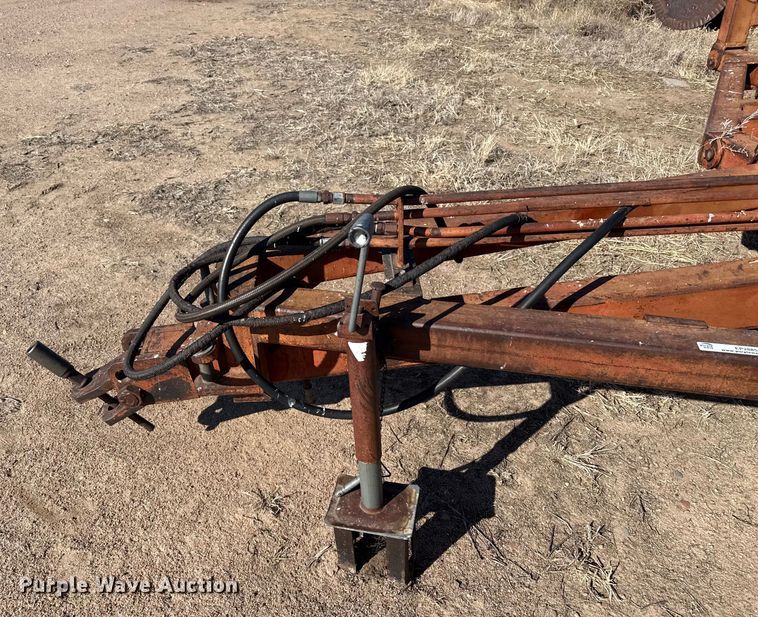 image for item EP2885 Sunflower sweep plow