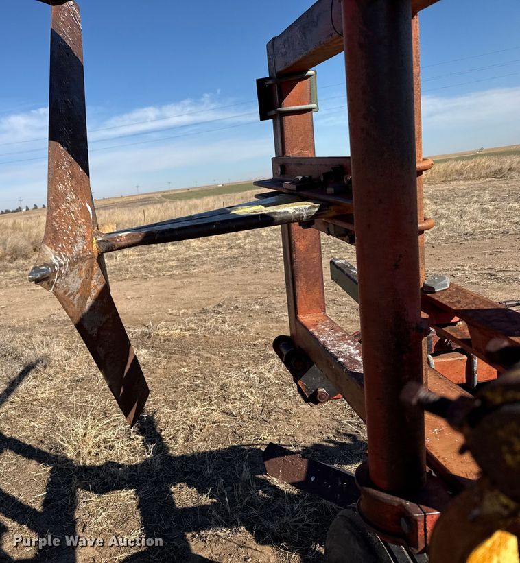 image for item EP2885 Sunflower sweep plow