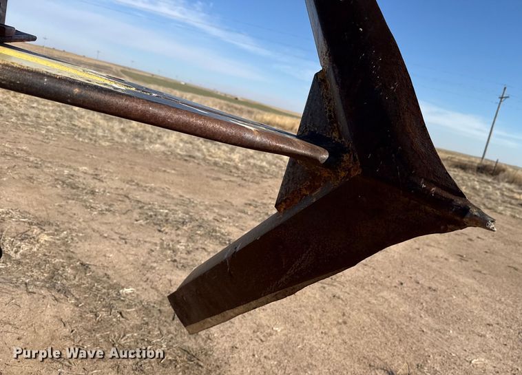 image for item EP2885 Sunflower sweep plow