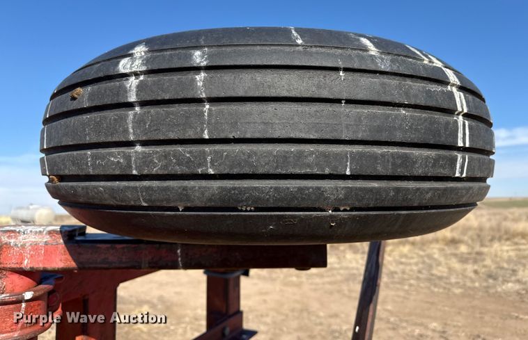 image for item EP2885 Sunflower sweep plow