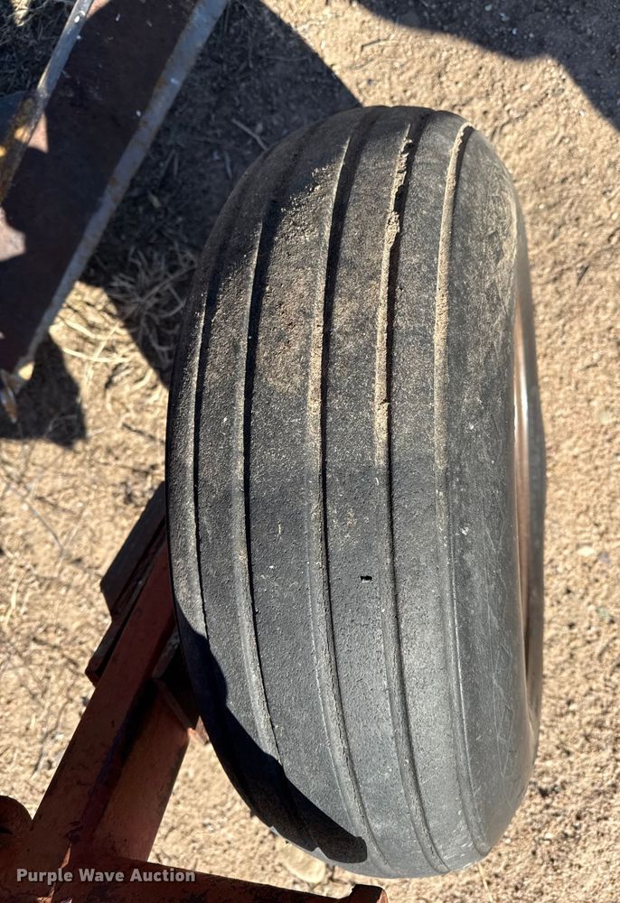 image for item EP2885 Sunflower sweep plow