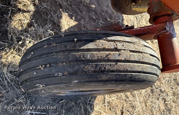 image for item EP2885 Sunflower sweep plow