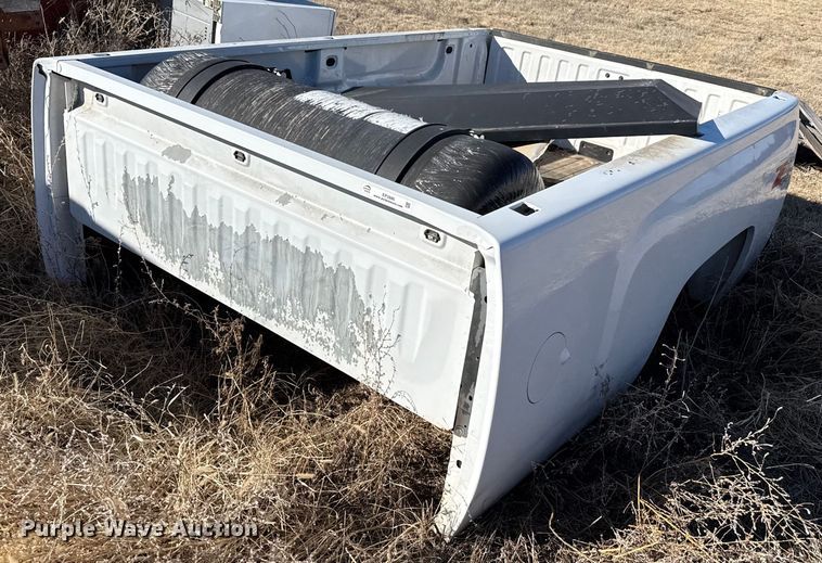 image for item EP2886 Pickup truck bed