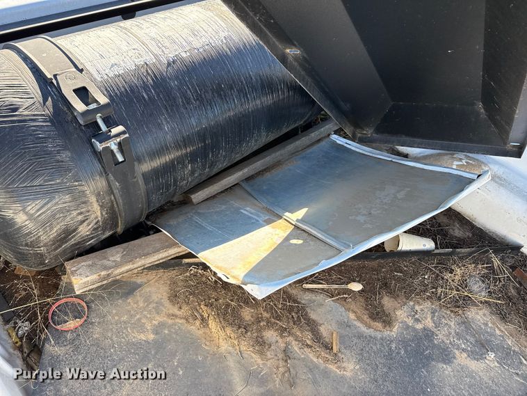 image for item EP2886 Pickup truck bed