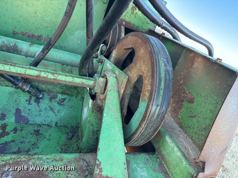 image for item EP2896 John Deere 200 hay stacker